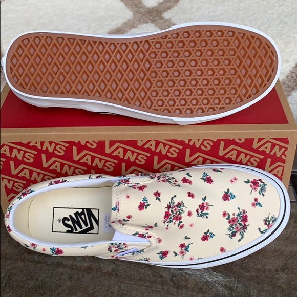 VANS CLASSIC SLIP ON DITSY FLORAL Clwhttrwht WMNS - Picture 4 of 16